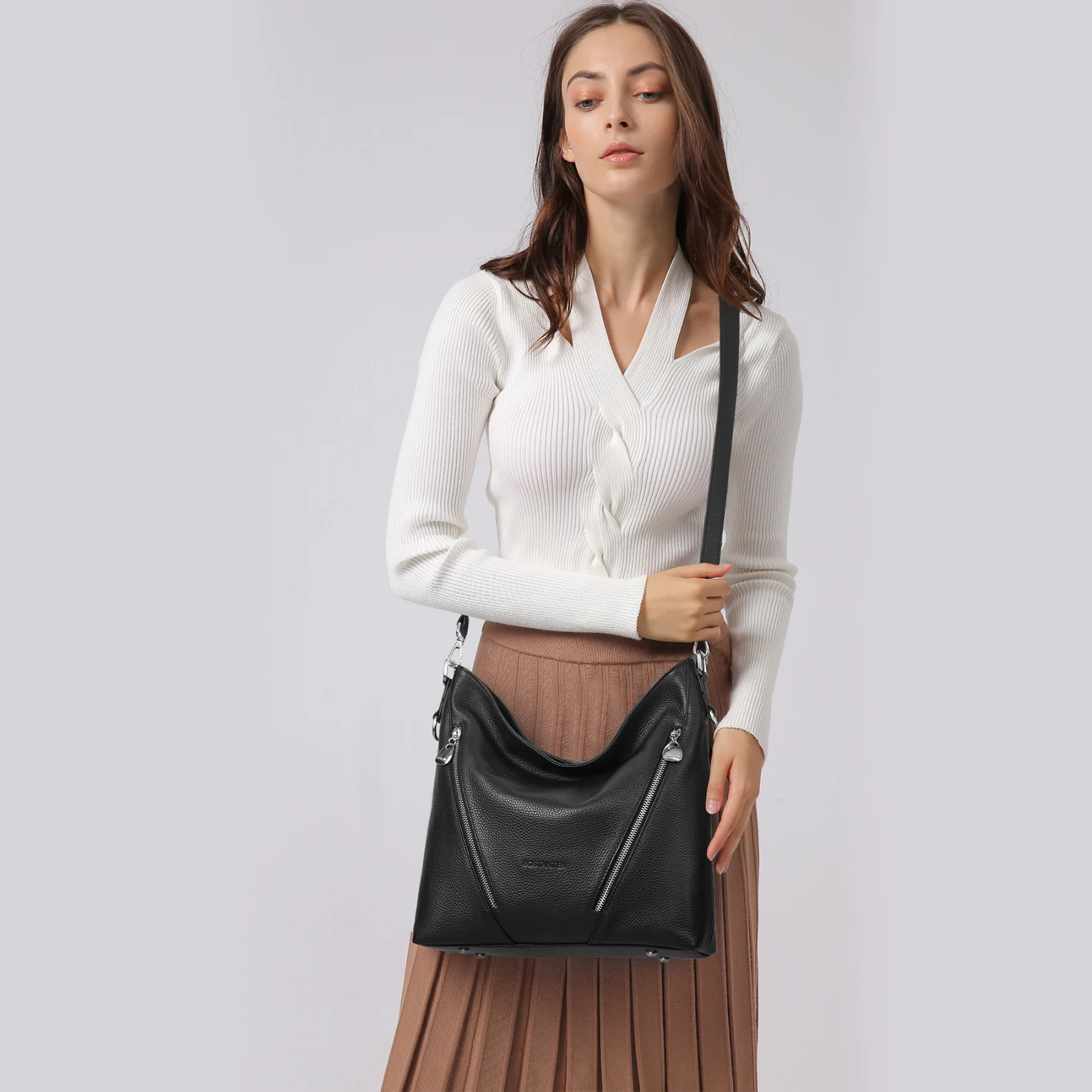 Kweli Luxurious Leather Shoulder Tote Bag - Handcrafted with Attention to Detail - Image 16